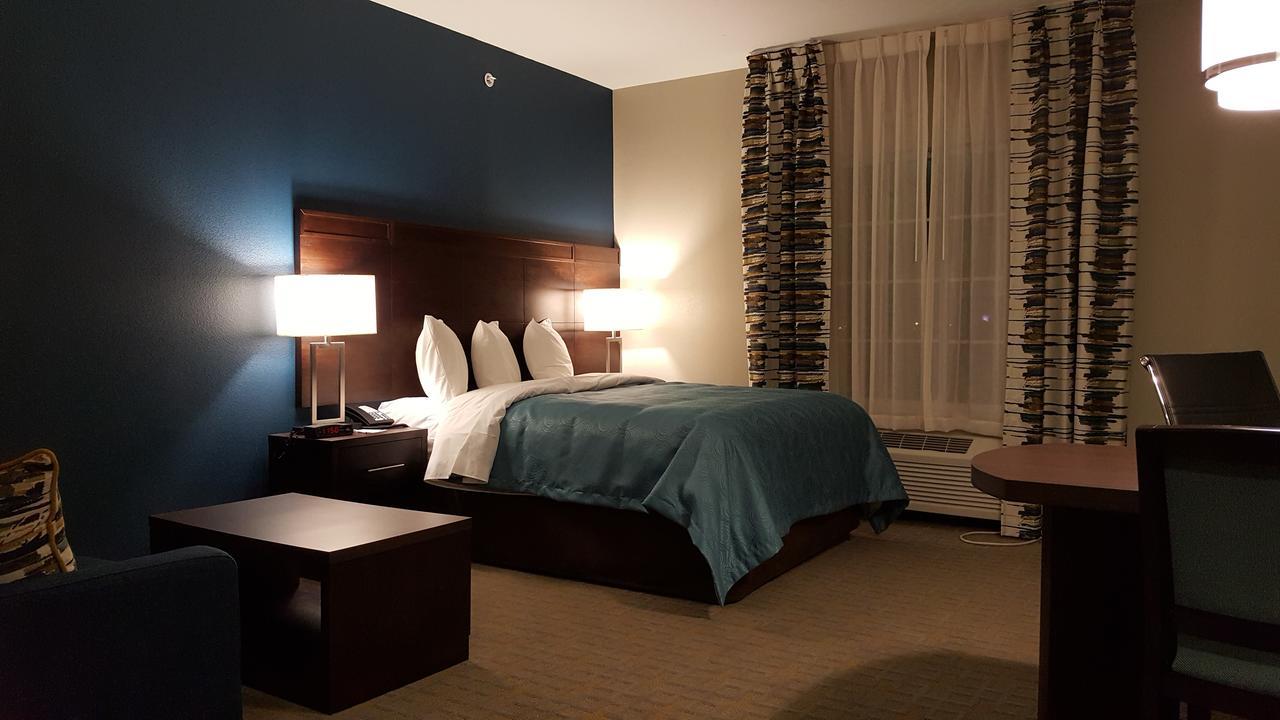 Mainstay Suites Midland Exteriör bild