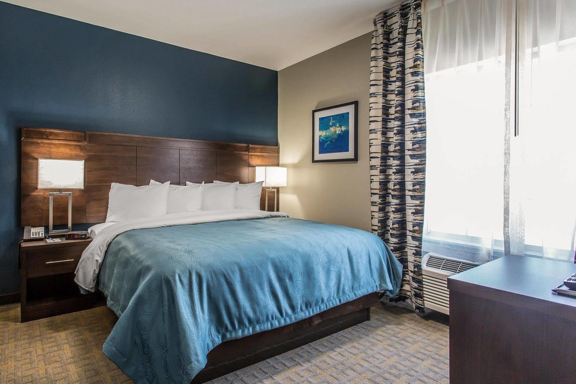 Mainstay Suites Midland Exteriör bild