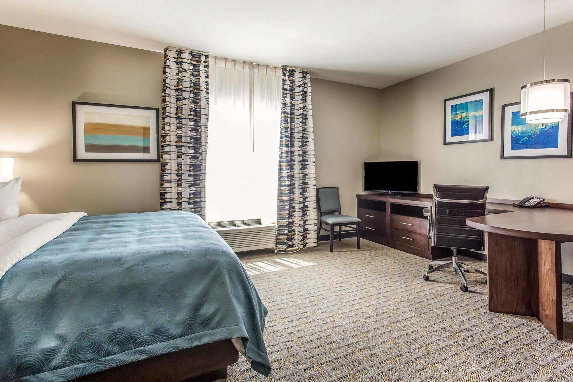 Mainstay Suites Midland Exteriör bild