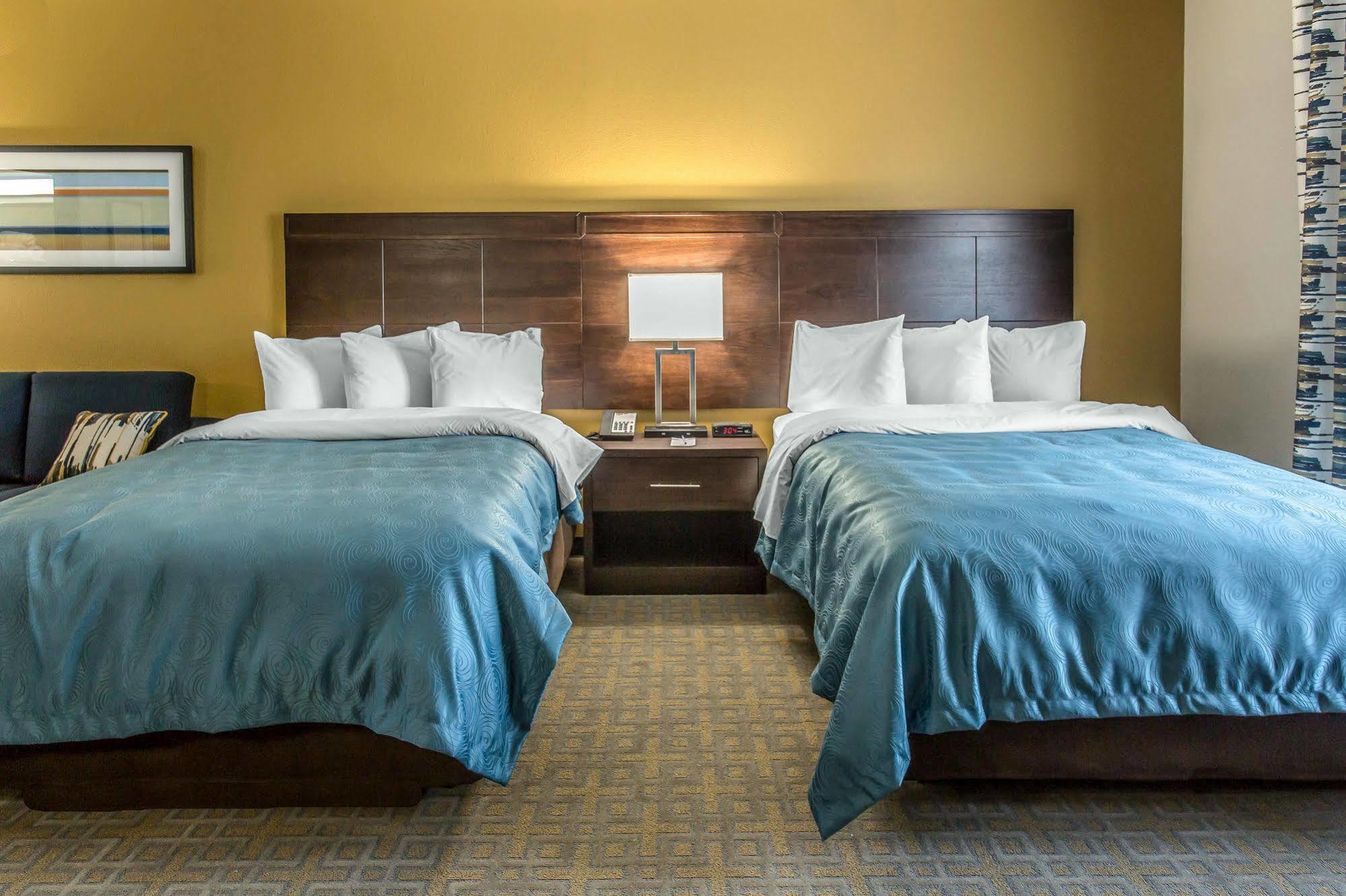 Mainstay Suites Midland Exteriör bild