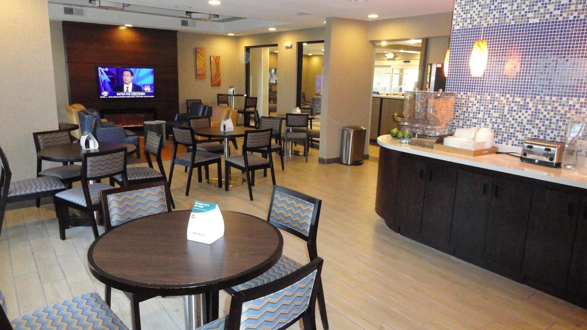 Mainstay Suites Midland Exteriör bild